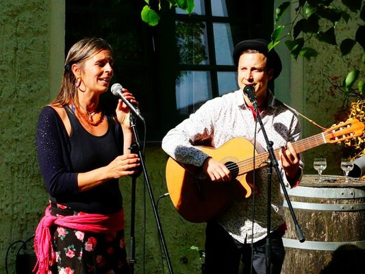 Schritt für Schritt – Eine kleine Pilgerreise | Lesung und Konzert