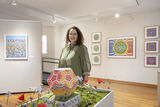 Christina Grätz in der Ausstellung 