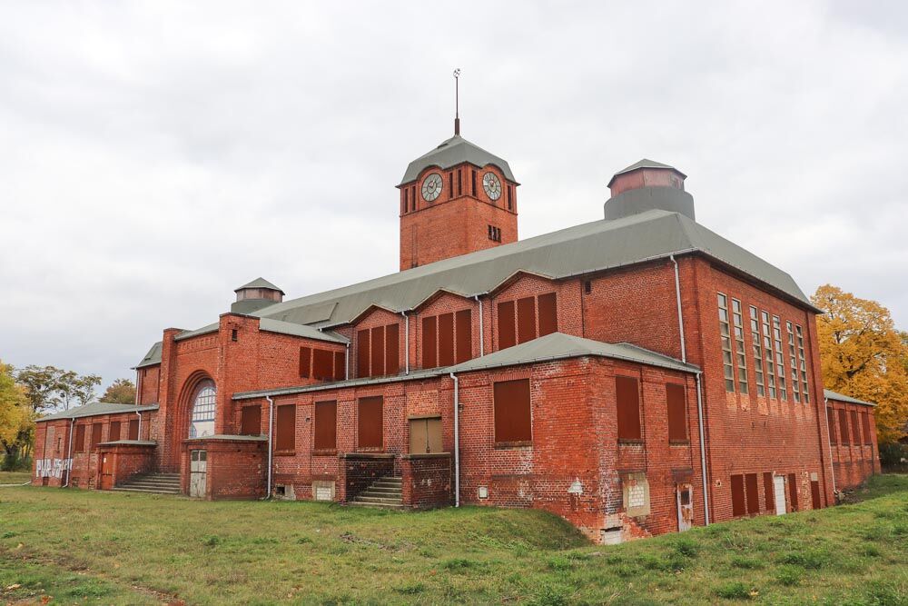 Kunst am Container – Grundlagen der Acryl-Malerei
