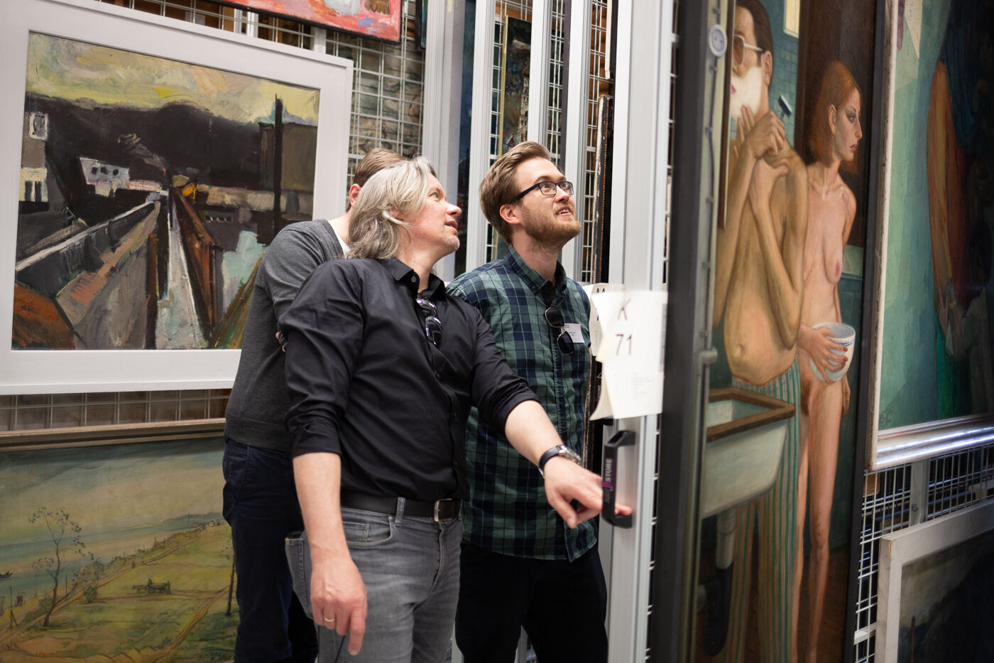 Besucher im Schaudepot Beeskow, Foto: Kevin Fuchs/Museum Utopie und Alltag