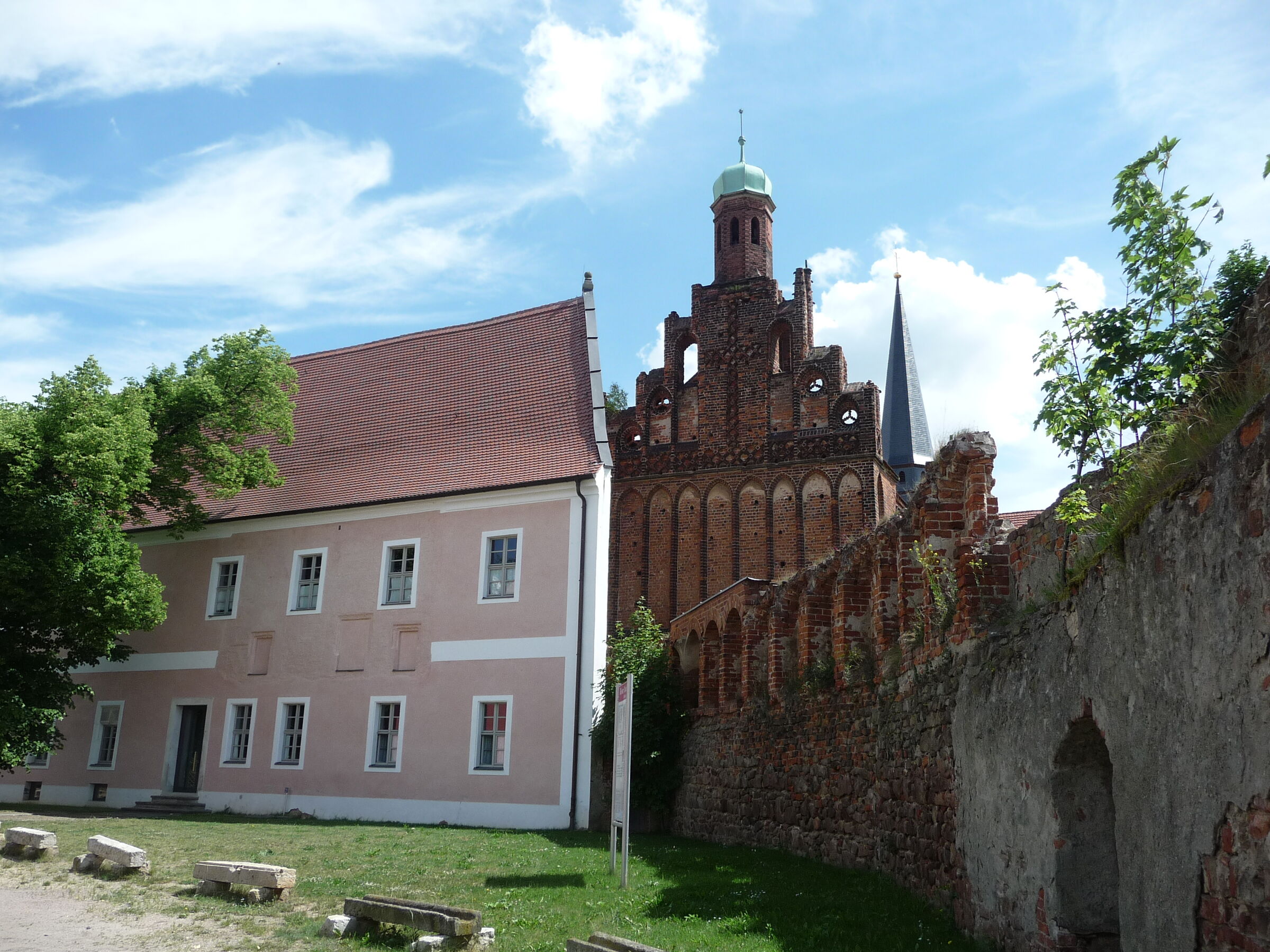 Kloster Mühlberg, Foto: Tourismusverband Elbe-Elster-Land e.V., Lizenz: Tourismusverband Elbe-Elster-Land e.V.