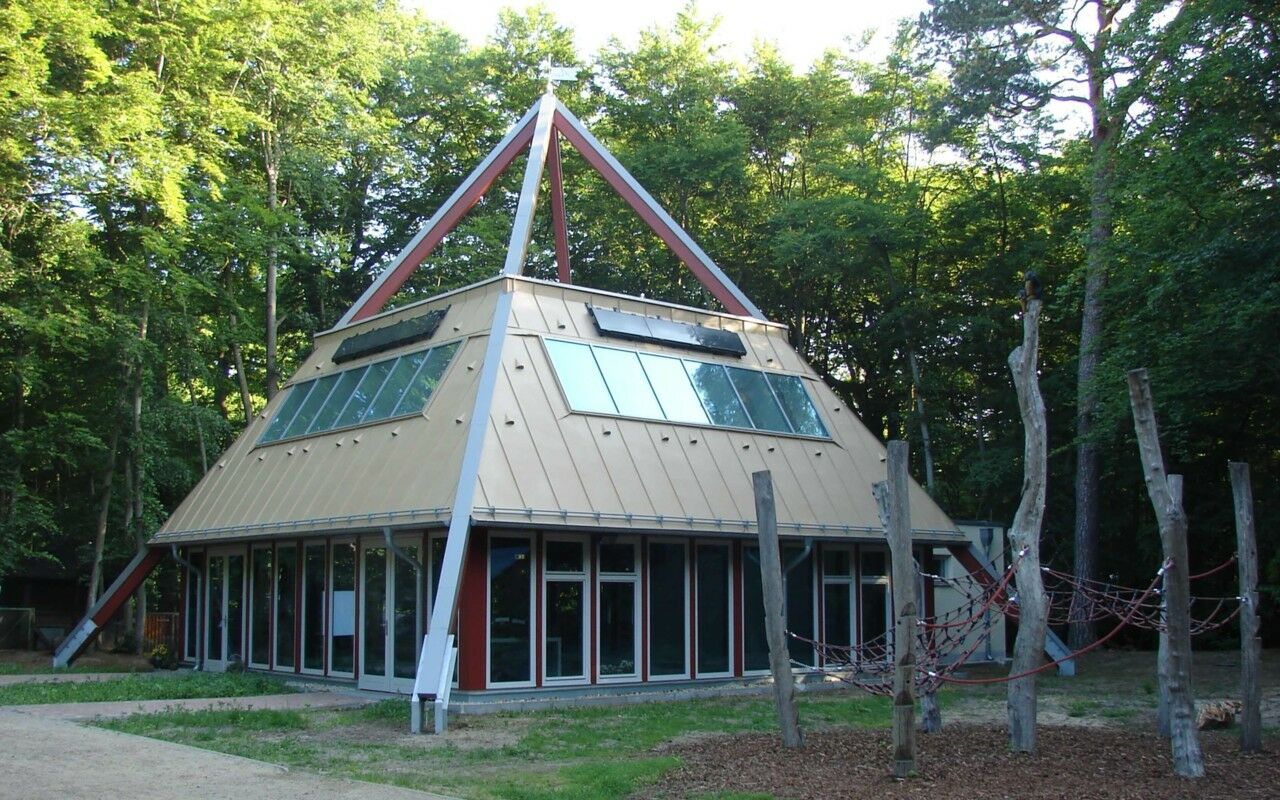 Die Umweltpyramide im Naturschutzzentrum Krugpark, Foto: Naturschutzzentrum Krugpark, Lizenz: Naturschutzzentrum Krugpark